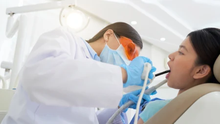 Khám & Nội Soi Tai Mũi Họng Ống Mềm