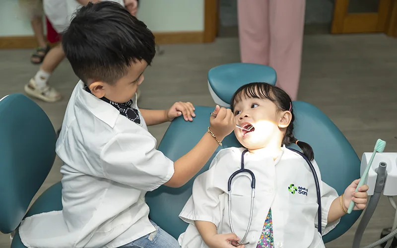 Trải nghiệm làm bác sĩ cùng với Bệnh viện Sante 3 Trải nghiệm làm bác sĩ cùng với Bệnh viện Sante 3