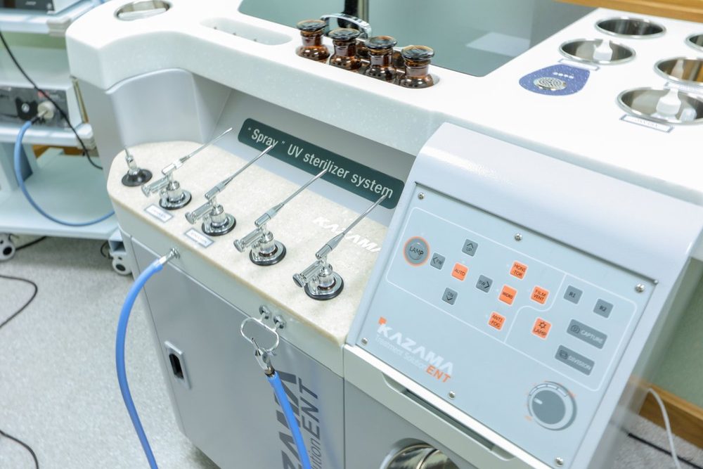 Bàn khám Tai Mũi Họng model KAU3000 Basic (Harmony) – KAU3000 Basic