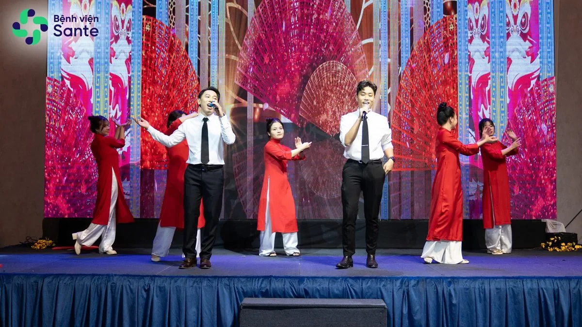 TÂN NIÊN BỆNH VIỆN SANTE MỪNG NGÀY THẦY THUỐC VIỆT NAM, CHẤT LƯỢNG HIỆU QUẢ LAN TỎA NIỀM TIN - Hình 4